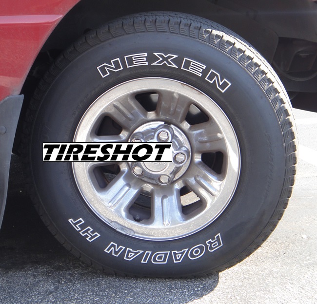 Tire Nexen Roadian HT SUV